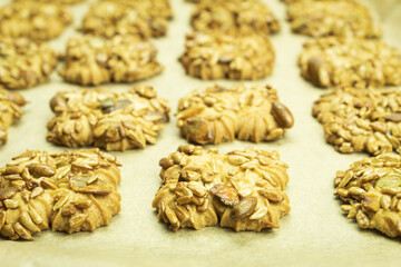 Delicious biscuits made from seeds and honey