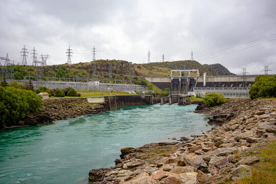 Roxburgh Hydro Dam, Clutha River, New Zealand