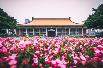 Fototapeta na wymiar National Dr. Sun Yat-Sen Memorial Hall, Taipei, Taiwan