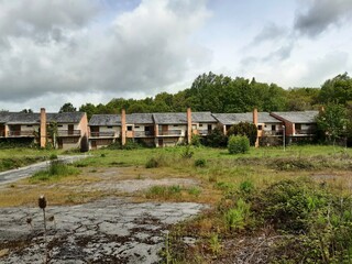 Fototapeta premium Vieja urbanización de Obras Públicas en Vilalba, Galicia