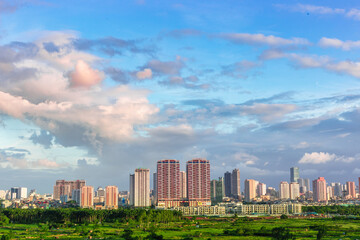 Fototapeta premium city skyline with clouds