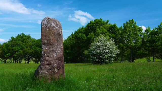 Menhir Pe&ntilde;ahincada (Samson's Stone). Reinosilla. Municipality of Valdeolea. Cantabria, Spain, Europe