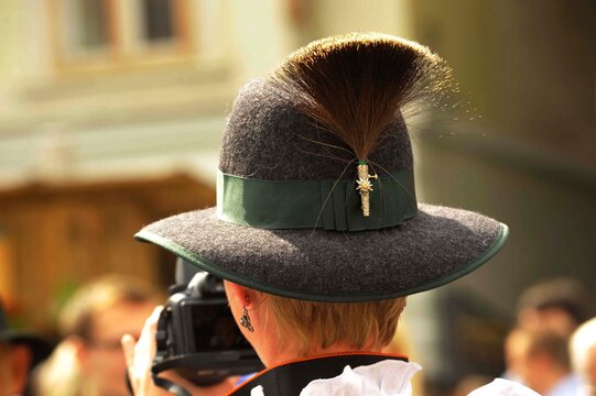tuft of chamois hair worn as a hat decoration