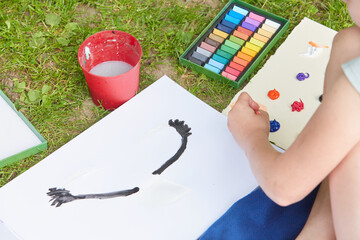 Malowanie w plenerze-zajęcia dla dzieci - obrazy, fototapety, plakaty