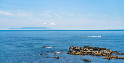 城ヶ島から見た海景【海・大島・岩場】
Beautiful seascapes of Japan