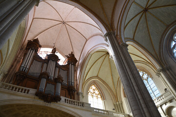 Grand orgue de la cathédrale Saint-Pierre à Poitiers, France