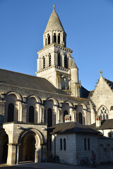 Fototapeta na wymiar Clocher de Notre-Dame la Grande à Poitiers, Fran