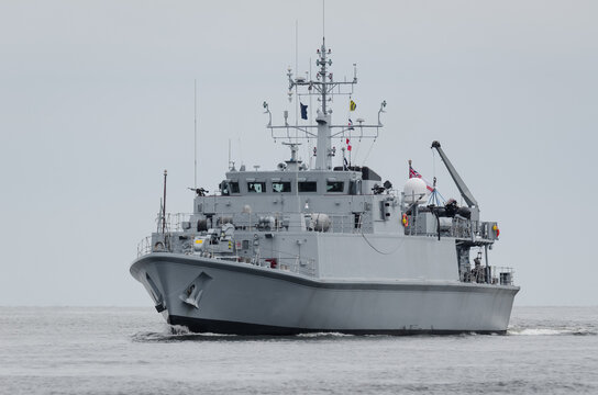 WARSHIP - British Minehunter Sails On The Sea 
