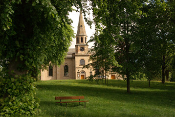Melrose church and bench on quiet Sunday