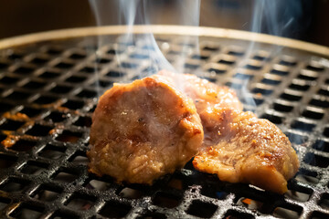 焼肉　ホルモン