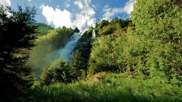 Overview of the Nardis Falls