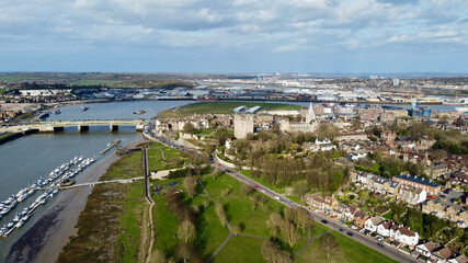 Aerial view of Rochester and castle.
