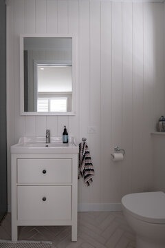 Country styled bathroom interior