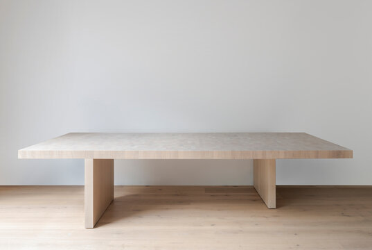 minimalist dining table
