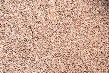 Raw broken dried Matta red parboiled rice