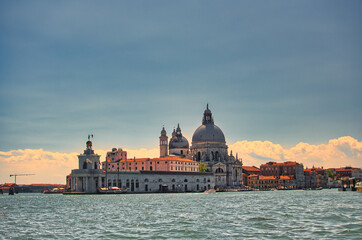 Fototapeta na wymiar Basilica di Santa Maria della Salute at sunset in Venice
