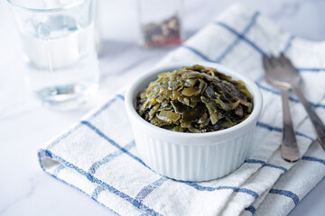 Seaweed in a bowl