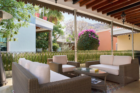 Luxury patio lounge