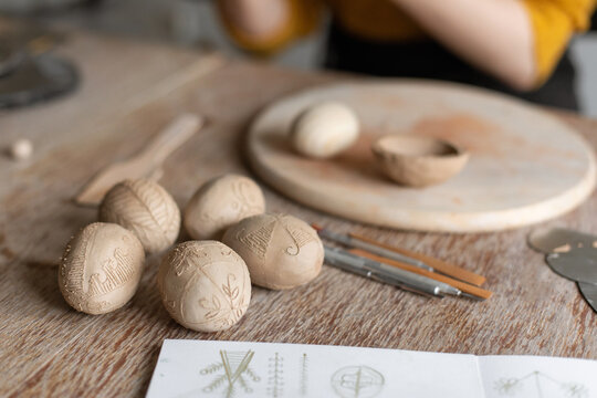 pottery easter 