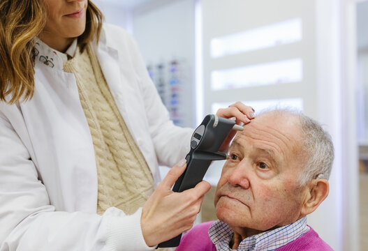Ophthalmology clinic