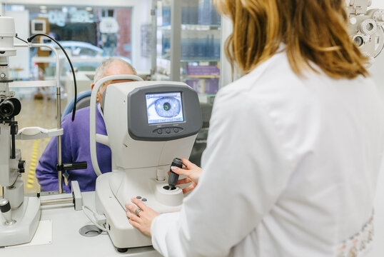 Ophthalmology clinic