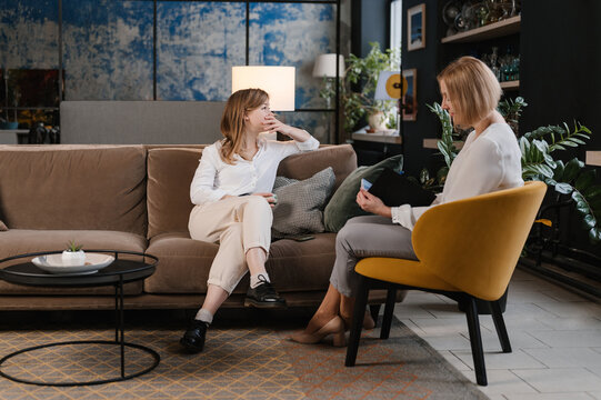 Female patient speaking to psychologist during session