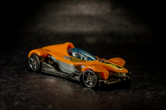 Carrinho, brinquedo