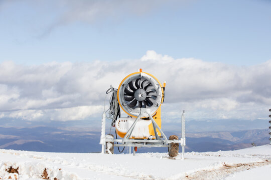 Machinery On The Mountains