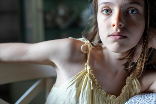 Portrait of a beautiful girl indoor 