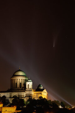 Comet NEOWISE (C/2020 F3)