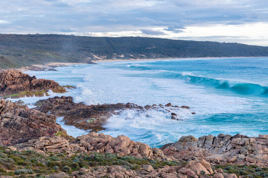 Large waves rolling in from the Indian Ocean 