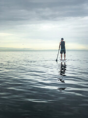Fototapeta premium Ocean paddle boarding