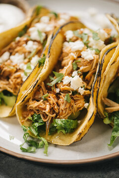 Shredded Chicken Tinga Tacos 