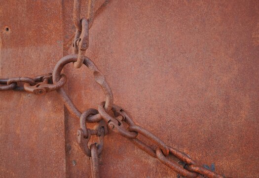 rusty chain link