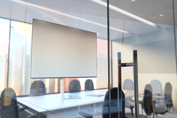 Mock up of a plate at the entry of an office