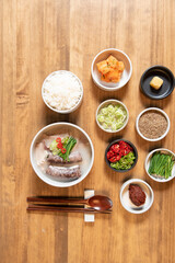 진하고 맛있는 순대국