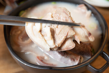 진하고 맛있는 순대국