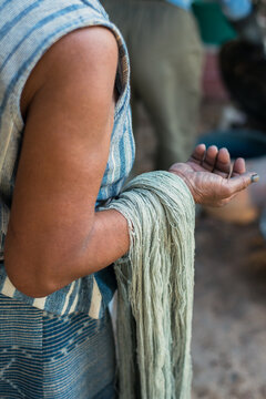 Indigo dyed cotton thread