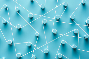 Rope randomly connecting round pegs