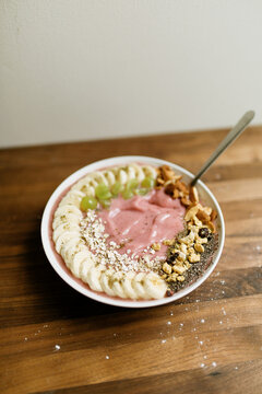 Smoothie Bowl Chia Seed Pudding Fruit Bowl White Table Flatlay Shot Vegan Healthy Banana Strawberry Dessert Bowl