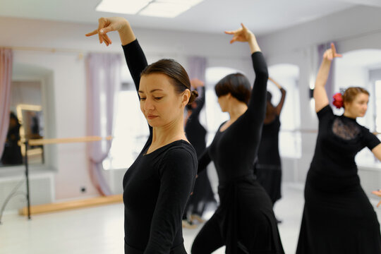 flamenco dance school for adult dancer woman