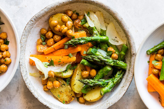 Food with Chickpea and vegetables
