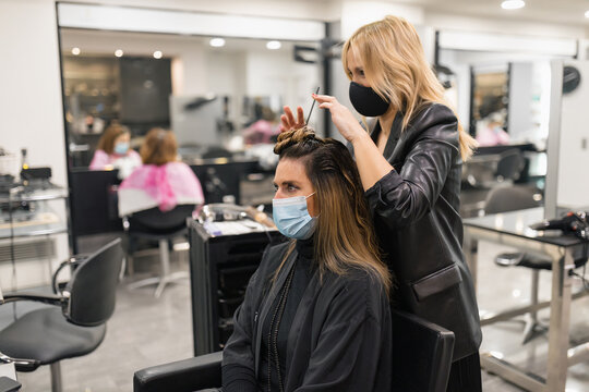 Drying and initiation to curling hair