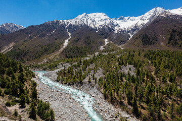 Obraz premium Baspa river in Himalayas