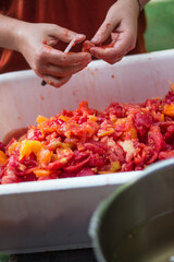 Preparando tomates