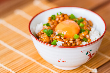 納豆　卵かけご飯　TKG　【 朝 ごはん イメージ 】

