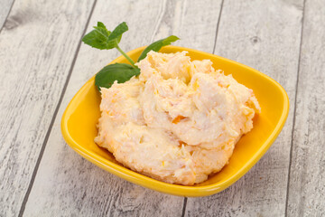 Curd with dry apricot