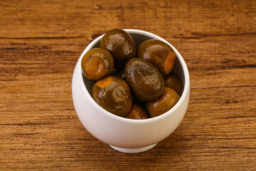 Marinated feijoa in the bowl