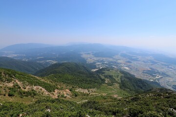 Naklejka premium 初夏の伊吹山山頂