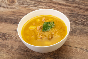 Pea soup with smoked meat